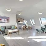 Chrobry Grodzka 10 Aparthotel