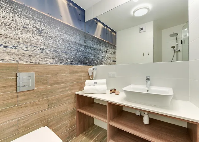 Chrobry Grodzka 10 Lägenhetshotell 4*