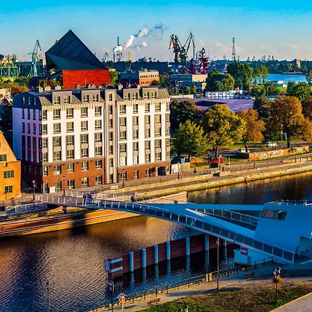 Chrobry Grodzka 10 3* Gdańsk