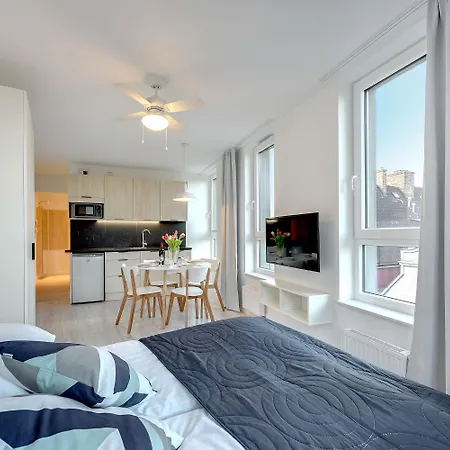 Chrobry Grodzka 10 아파트호텔 4*