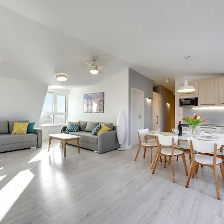 Chrobry Grodzka 10 Apartahotel Gdansk