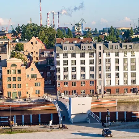Chrobry Grodzka 10 3* Gdańsk