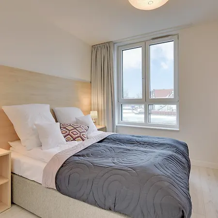 Chrobry Grodzka 10 Apart-hotel 3*
