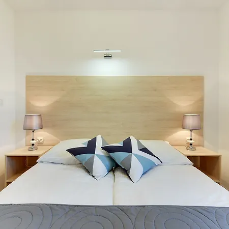 Chrobry Grodzka 10 Apart-hotel Gdańsk