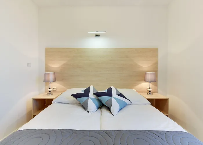 Chrobry Grodzka 10 Aparthotel