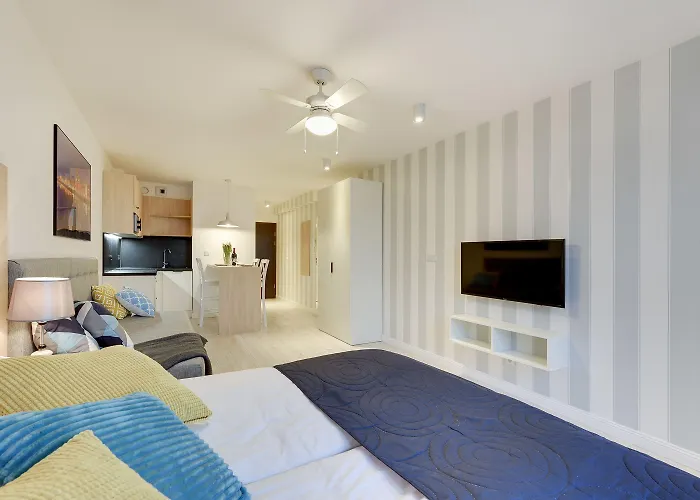 Chrobry Grodzka 10 Aparthotel 4*