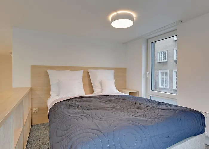 Chrobry Grodzka 10 4*